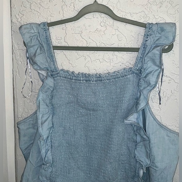 Old Navy Light Blue Ruffle Sleeveless Top (NWOT) - Picture 5 of 9
